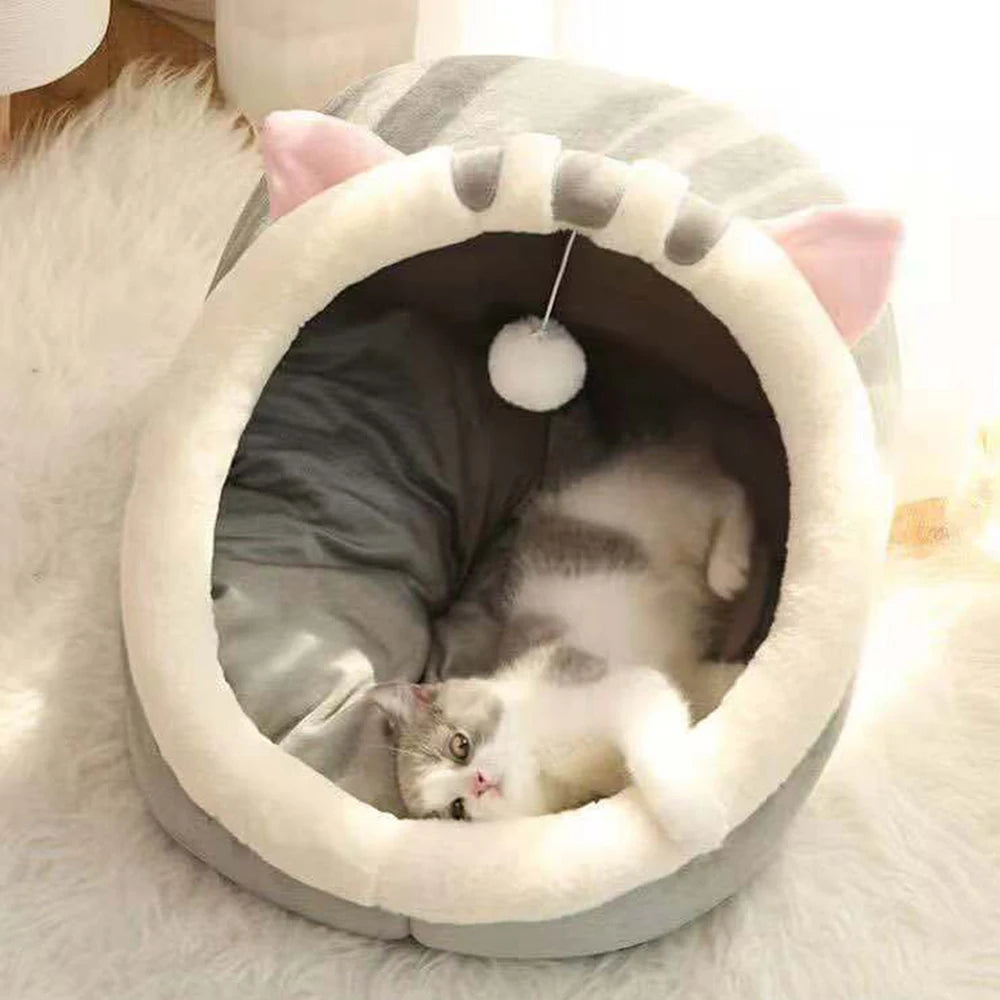 Cozy Semi-Closed Cat Nest