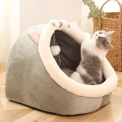 Cozy Semi-Closed Cat Nest